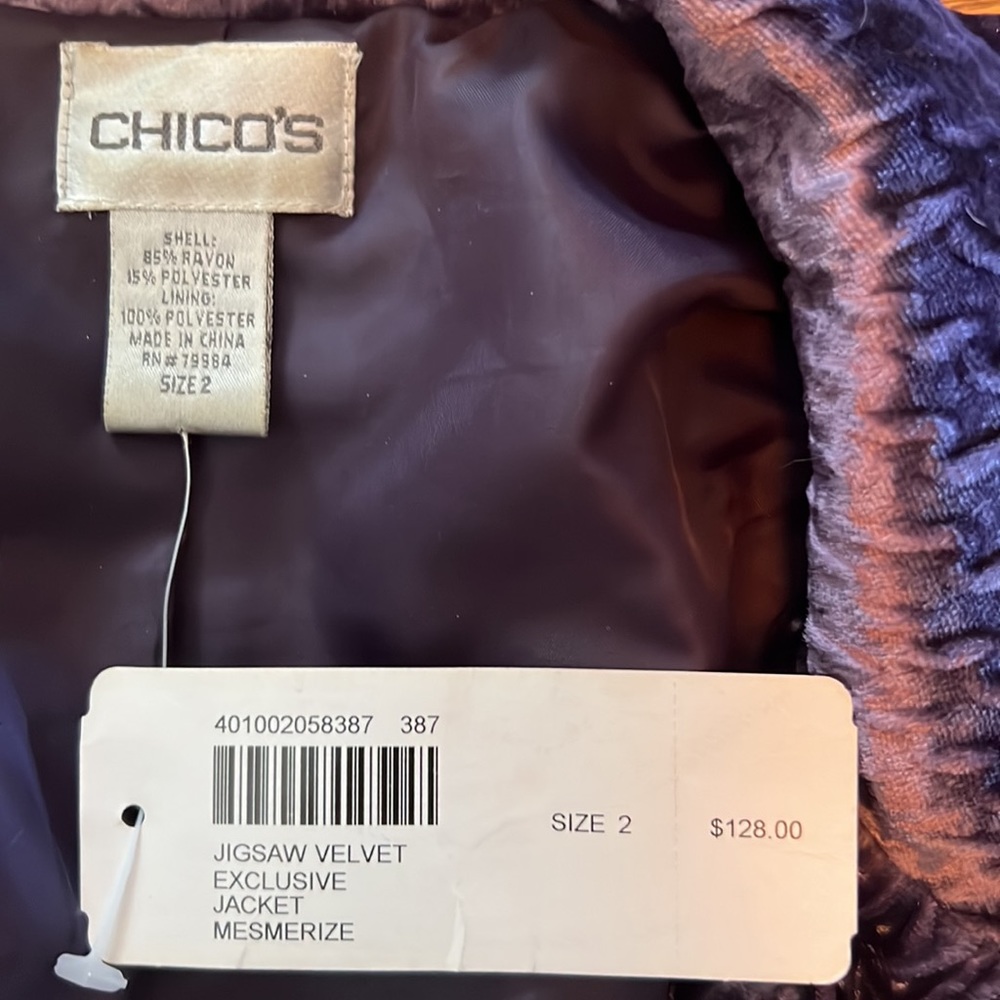 Chico’s (sz 2), medium purple crushed velvet jacket. - Picture 5 of 10